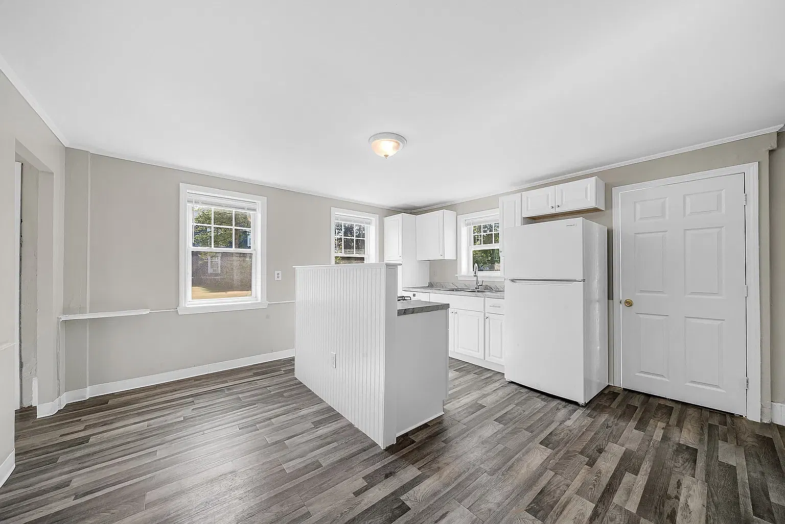 147 High St — Photo 4