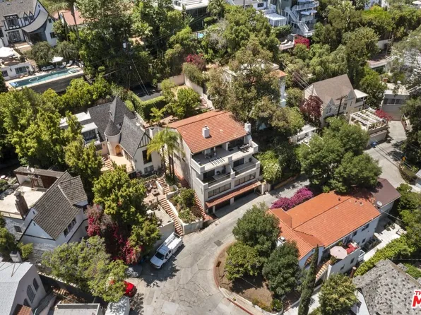 5940 Manola Way, Los Angeles, CA 90068