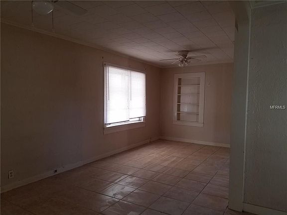 5th image of 2220 E Magnolia St