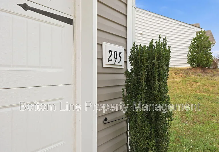 295 Windbreak Ln — Photo 17