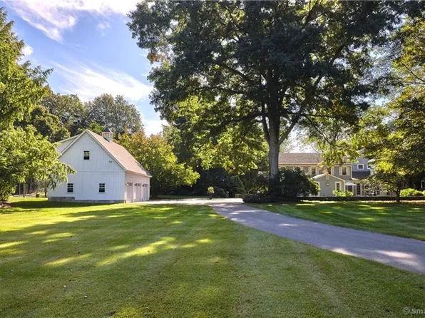 6 Crosstrees Hill Road, Essex, CT 06426