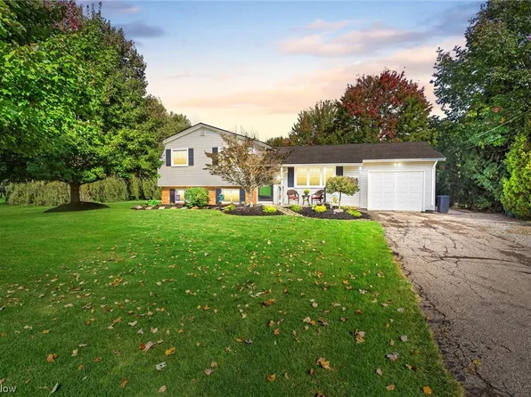 5637 Old Orchard Dr, Geneva, OH 44041