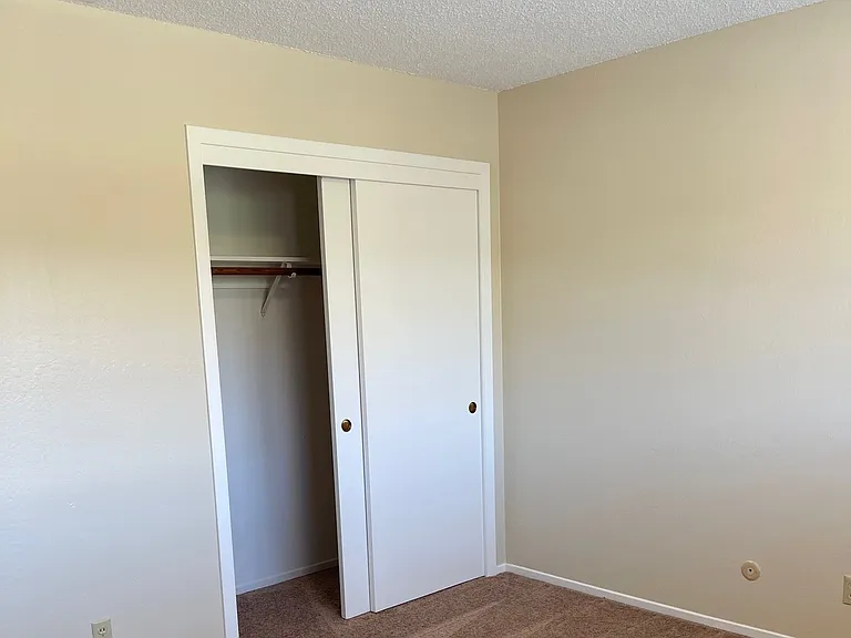 301 Van Buren St #18 — Photo 6