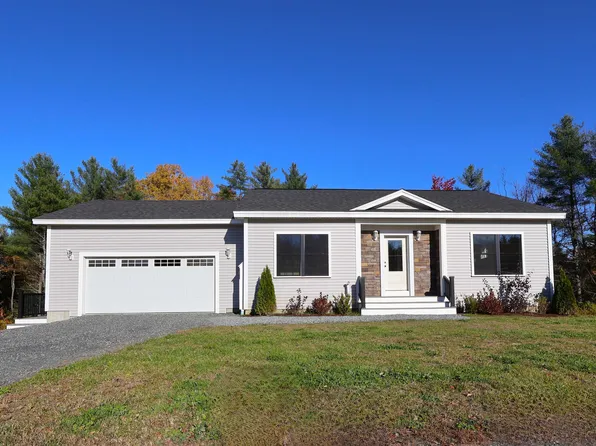 322 Brookmeade Circle, Hartford, VT 05001