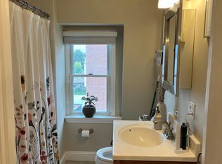 496 E 8th St, South Boston, MA 02127