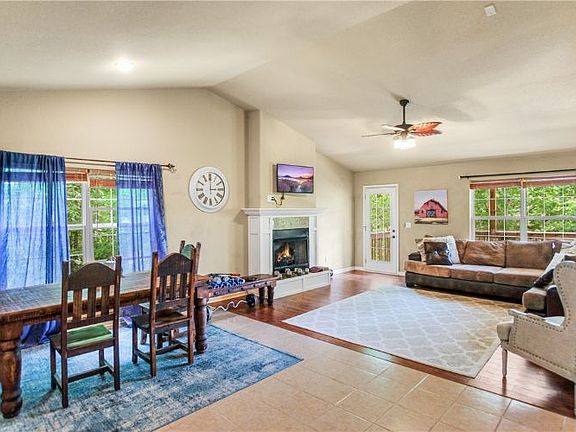 4th image of 11 Theale Ln