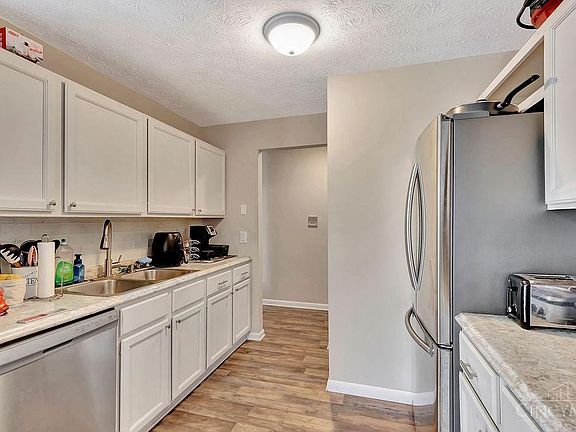 5th image of 1630 Gelhot Dr APT 11