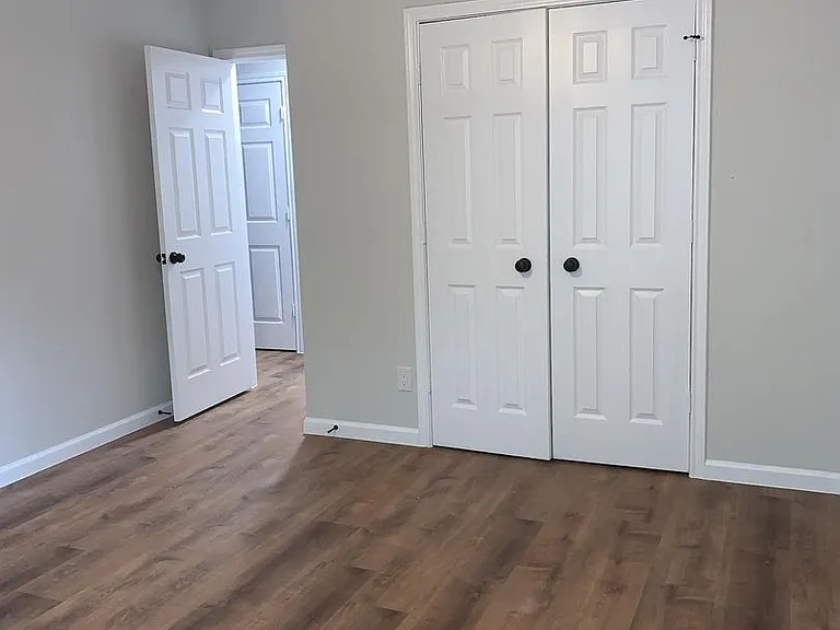 120 Plumthicket Ln — Photo 15