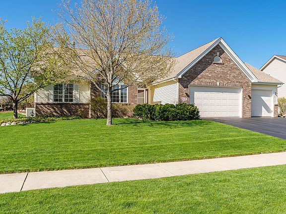 3rd image of 6112 Windflower Way