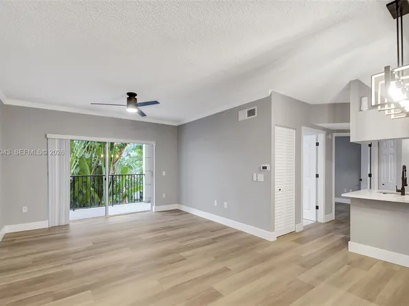 2206 Tuscany Way #2206, Boynton Beach, FL 33435
