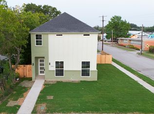 2900 Livingston, Fort Worth, TX 76110