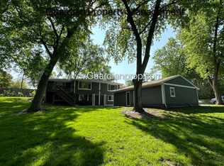 2516 W 98th St, Minneapolis, MN 55431