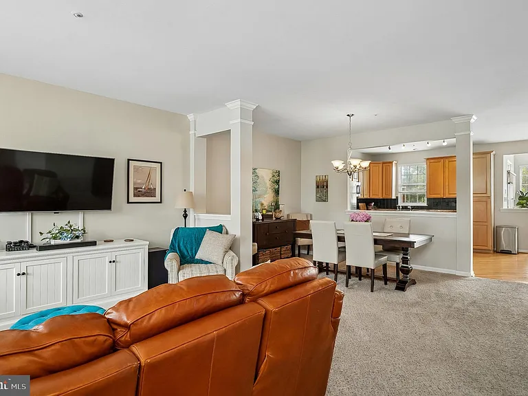 3836 Glebe Meadow Way — Photo 5