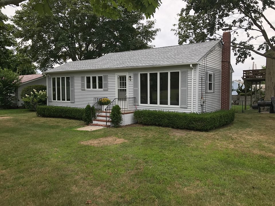 1st image of 3 Old Fort Ln