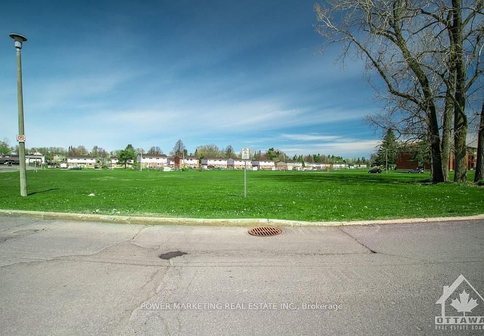 1st image of 840 Portelance Ave