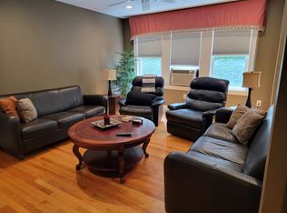 54 Main St, Hyannis, MA 02601