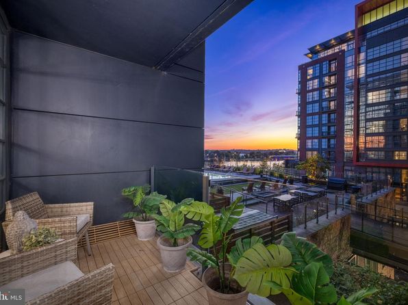 45 Sutton Sq SW Unit 406, Washington, DC 20024