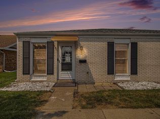 907 Berkley Cir, Mishawaka, IN 46544