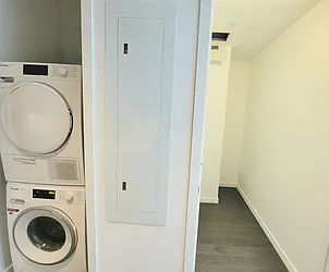 Rented by BARNES New York