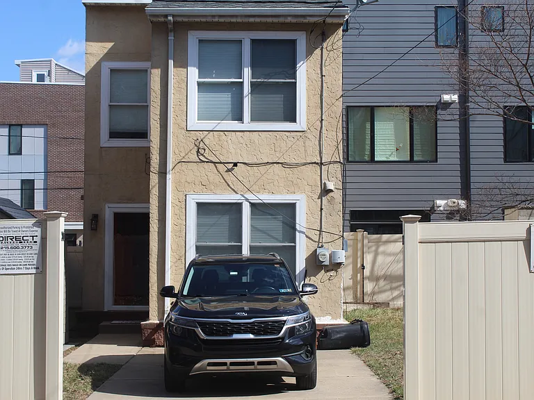 1322 N Hancock St — Photo 32