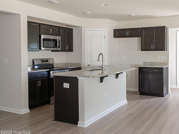4th image of 3881 Josiah Court