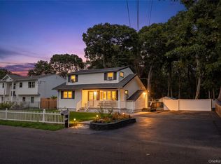 65 Carr Ln, Coram, NY 11727