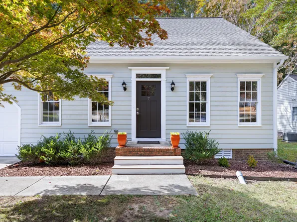 7 Creeks Edge Ct, Durham, NC 27713