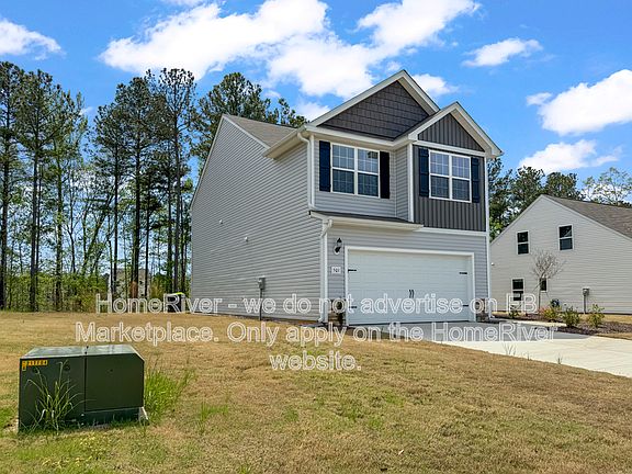 3rd image of 501 Benton Dr