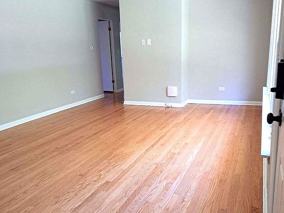 2nd image of 3108 Edina Blvd