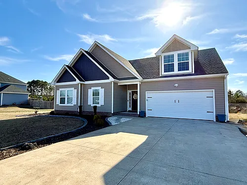 111 Holly Ridge Dr Photo 1