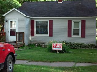 303 W Cottage Ave, Shepherd, MI 48883