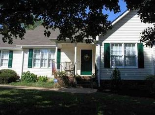190 Lemon Creek Dr, Lyman, SC 29365