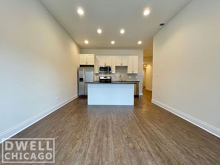 1st image of 4741 N Beacon St #4743-1