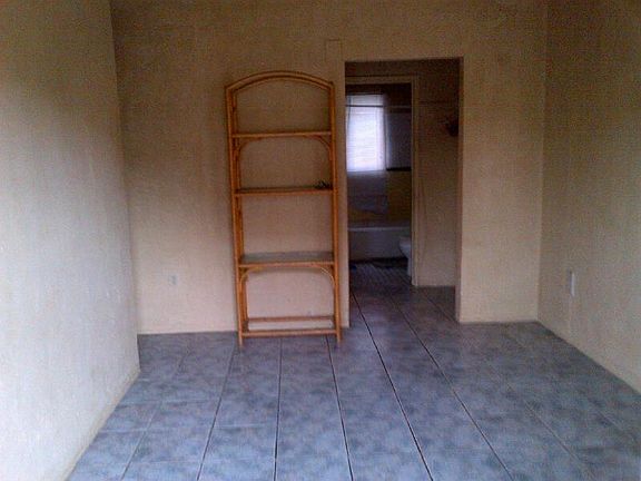 3rd image of 3631 Thomas Ave APT 12