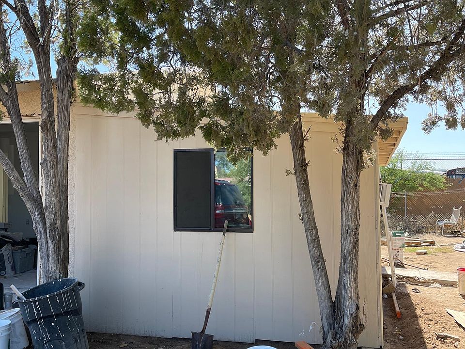 2nd image of 271 E Pastime Rd