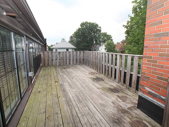 Private rooftop deck