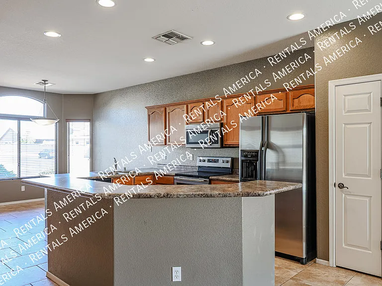 12823 W Modesto Dr — Photo 8