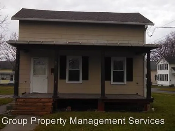 58 Evans St, Geneva, NY 14456