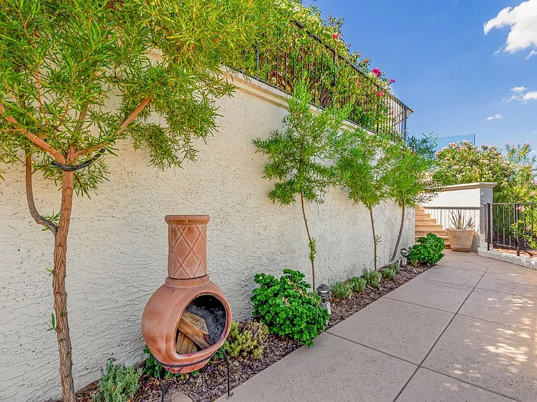 5655 N Camelback Canyon Dr — Photo 25