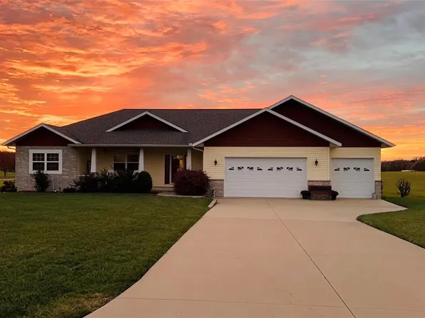 6 Wilhelm Dr, Versailles, MO 65084