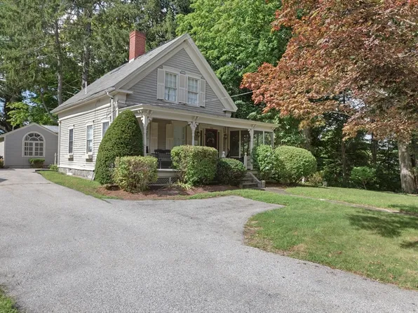 156 Main St, Douglas, MA 01516