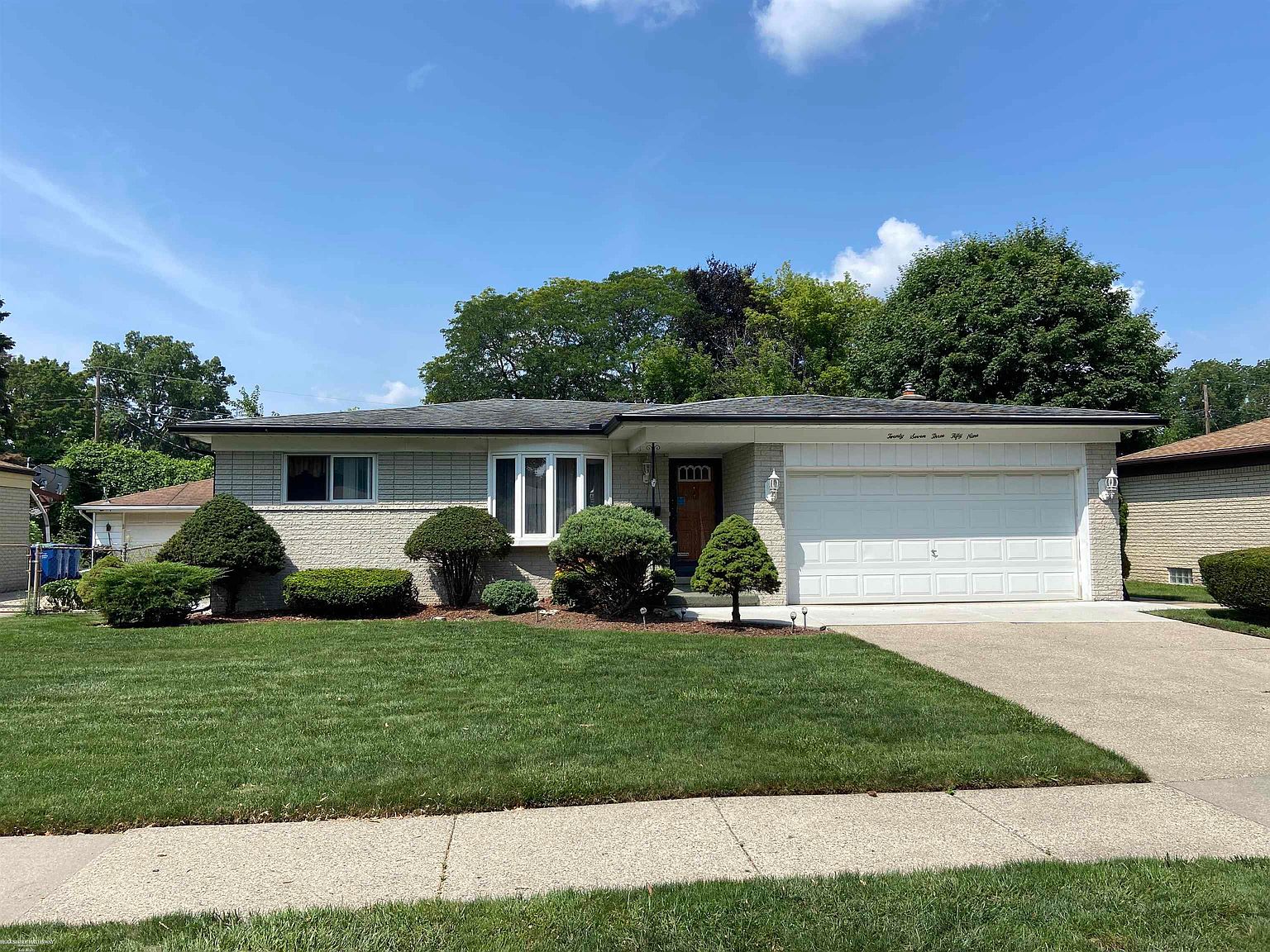 27359 Liberty Dr, Warren, MI 48092 Zillow