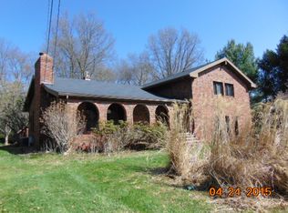 1305 Steese Rd, Uniontown, OH 44685