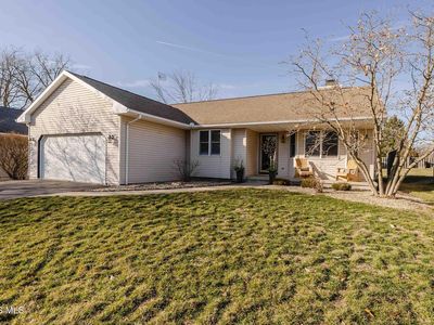 828 N Hill Trl, Findlay, OH, 45840