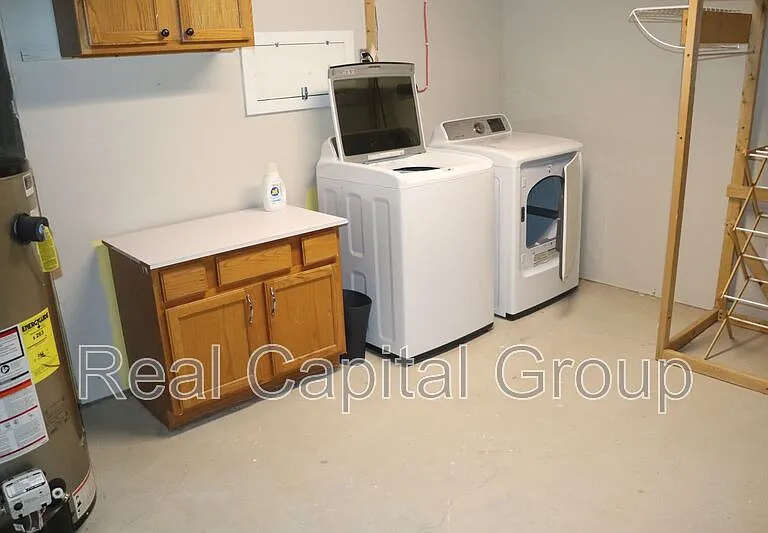 25 A Mapleridge Ave #B — Photo 19