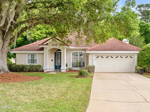 4261 VIA VALENCIA Circle, Jacksonville, FL 32217