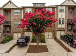 2041 Cobblestone Cir, Atlanta, GA 30319