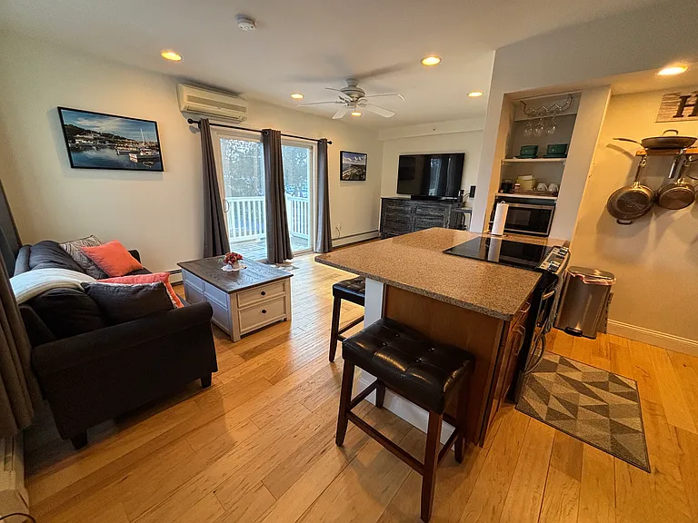 55 Israel Head Rd #205 — Photo 9
