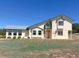 73 Woodland Dr, Tijeras, NM 87059