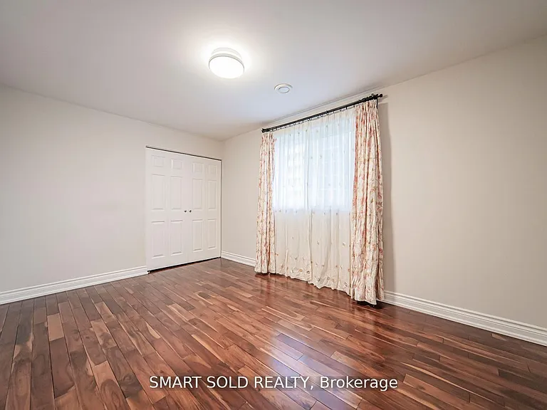 120 Abbeywood Trl — Photo 19